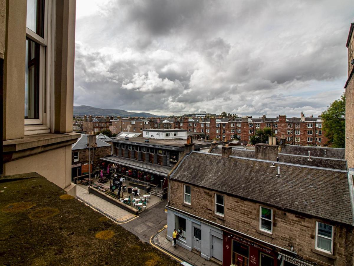 Pass The Keys Beautiful And Bright Georgian Style Morningside Apartment Edinburgh Eksteriør billede